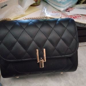 tas selempang rantai 