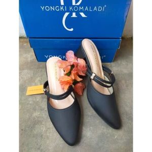 Heels Yongki Komaladi/ARN-AW/37
