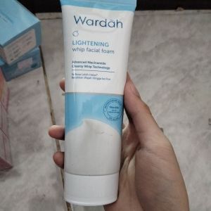 Wardah Lightening Whip Facial Foam