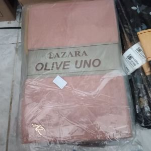Azara Oskara Olive Uno