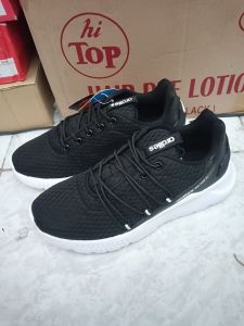 Sepatu Ardiles/Hitam Putih/38
