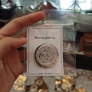 Bross Chanel