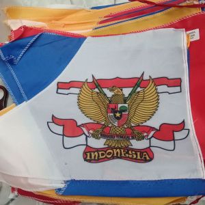 Umbul Umbul 8 Mata Warna