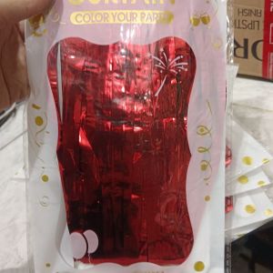 Tirai Dekorasi Ulang Tahun/Merah