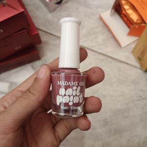 Madame Gie Nail Polish Nail Paint/red series 