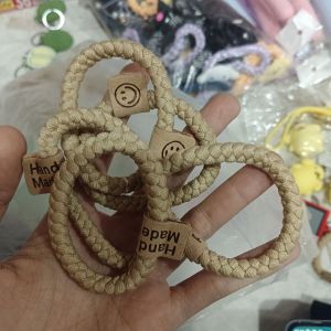 Ikat Rambut Isi 2