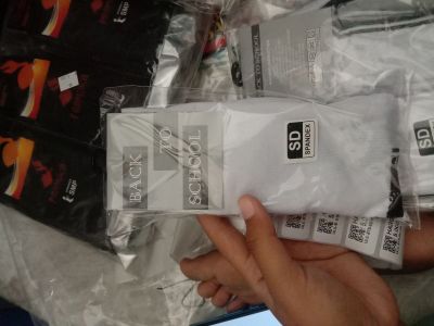 Back To School SD hitam putih