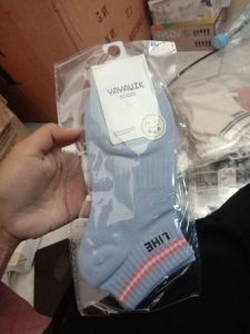 Kaos kaki fashion yayawik