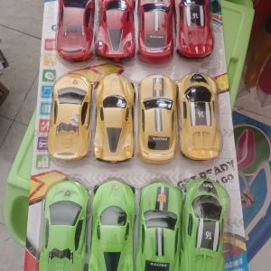 Mainan Mobil 