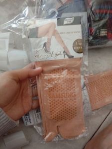 Kaos kaki samsung cream