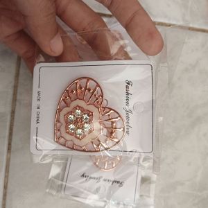 Bross Bunga Rose Gold