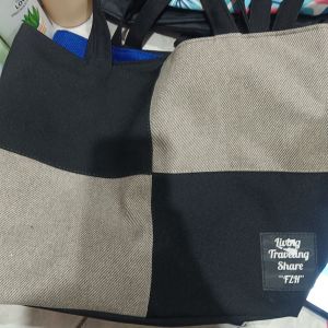Totebag Living Traveling 