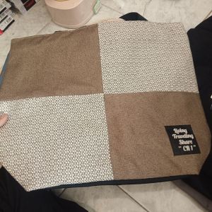 Totebag Kotak Living Traveling 
