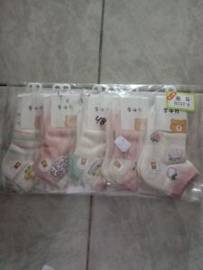 Kaos kaki anak Golden Bear