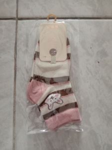 Kaos kaki Anak Haoboxiong