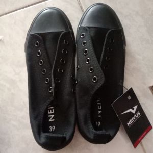 Neiveus Low All Black/40