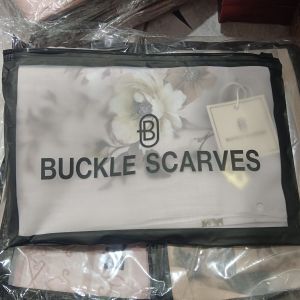 Hijab Buclke Scarves Motif Pouch 