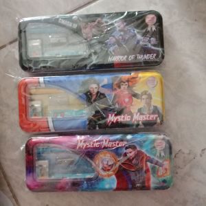 Set Tempat Pensil