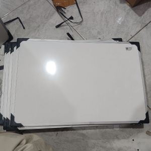 Whiteboard size 30cm x 45cm