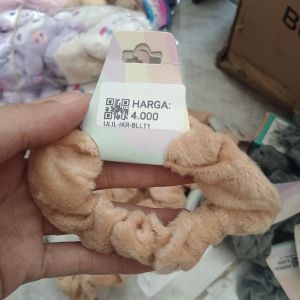 Ikat Rambut Bulu - Coklat