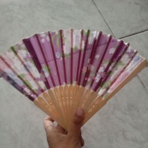 Kipas Lipat Kayu 