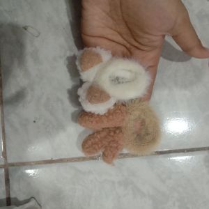 Ikat Rambut Bulu*