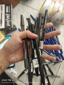 Standard - Bolpoint AE7 - Biru