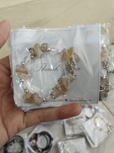 Gelang Bracelet Cream