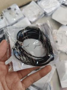 Gelang Tali Hitam