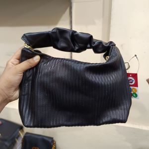 Tas Fashion Wanita Leather/ Hitam