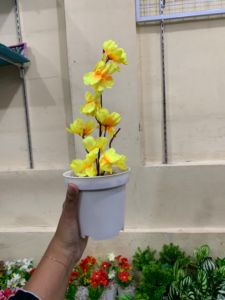 BUNGAI HIAS SAKURA TRAFICIAL KUNING