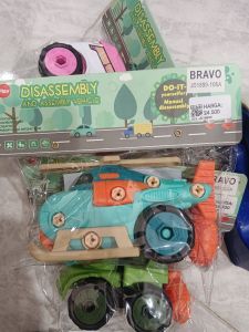 Disassembly Vehicle