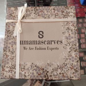 Umama Scarves Box