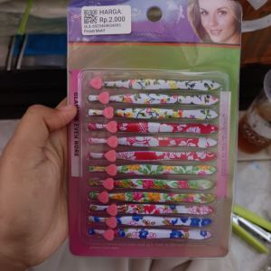 Pinset Motif