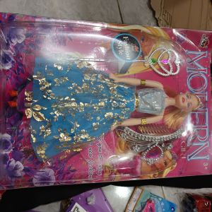 Barbie Modern Girl 