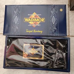 Wadimor Sarung Tenun Tumpal Kembang