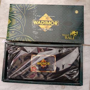 Wadimor Sarung Tenun Motif Bali
