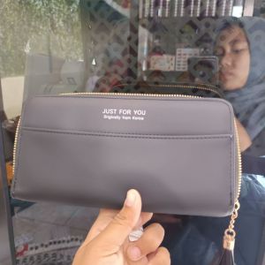 Dompet Lipat/ F22/ Hitam 