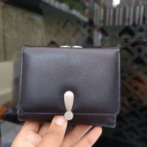 Dompet Lipat/ L1612/ Hitam 