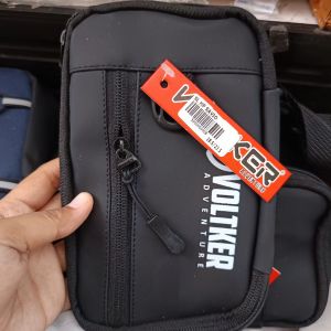 Voltker/ Waistbag/ Hitam