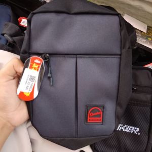 Quicker/ Waistbag/ Hitam
