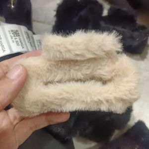 Jedai Bulu Kotak/ Cream