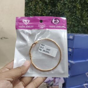 Yaxiya/ Gelang Fashion Titanium 
