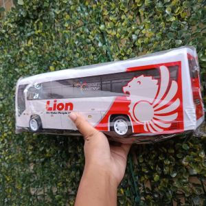 BUS POLISI BRIMOB