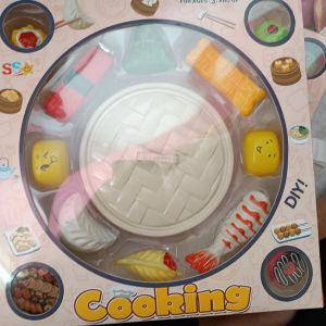 COOKING YUMMY FOOD