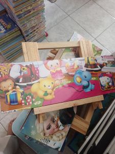 Meja Belajar Lipat