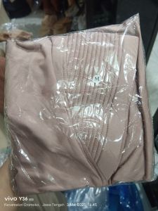 Bergo Pet Tebal M Jersey/ Millo