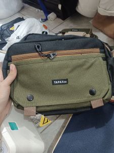 Tas Selempang Slingbag Zora/ Hitam Cream Moca