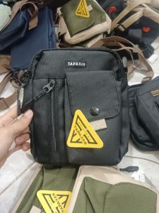 Tas Selempang Slingbag Pouch Tapax Metta/ Full Hitam