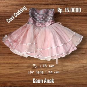 Gaun anak perempuan